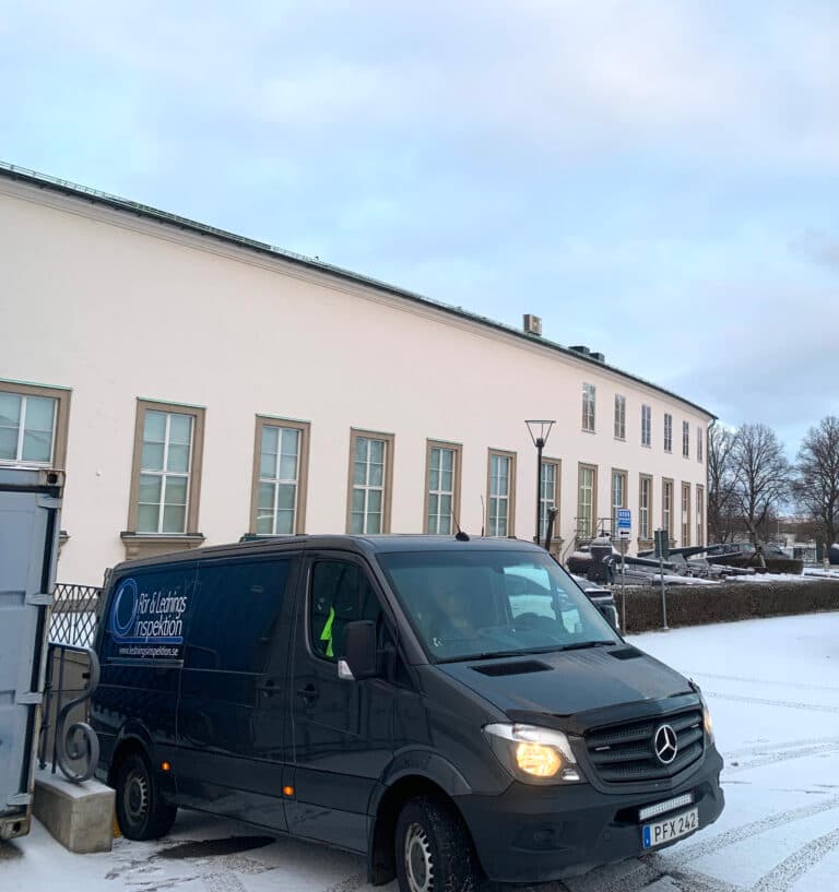 Spolning och statusbedömning av samlingsledningar – Sjöhistoriska museet