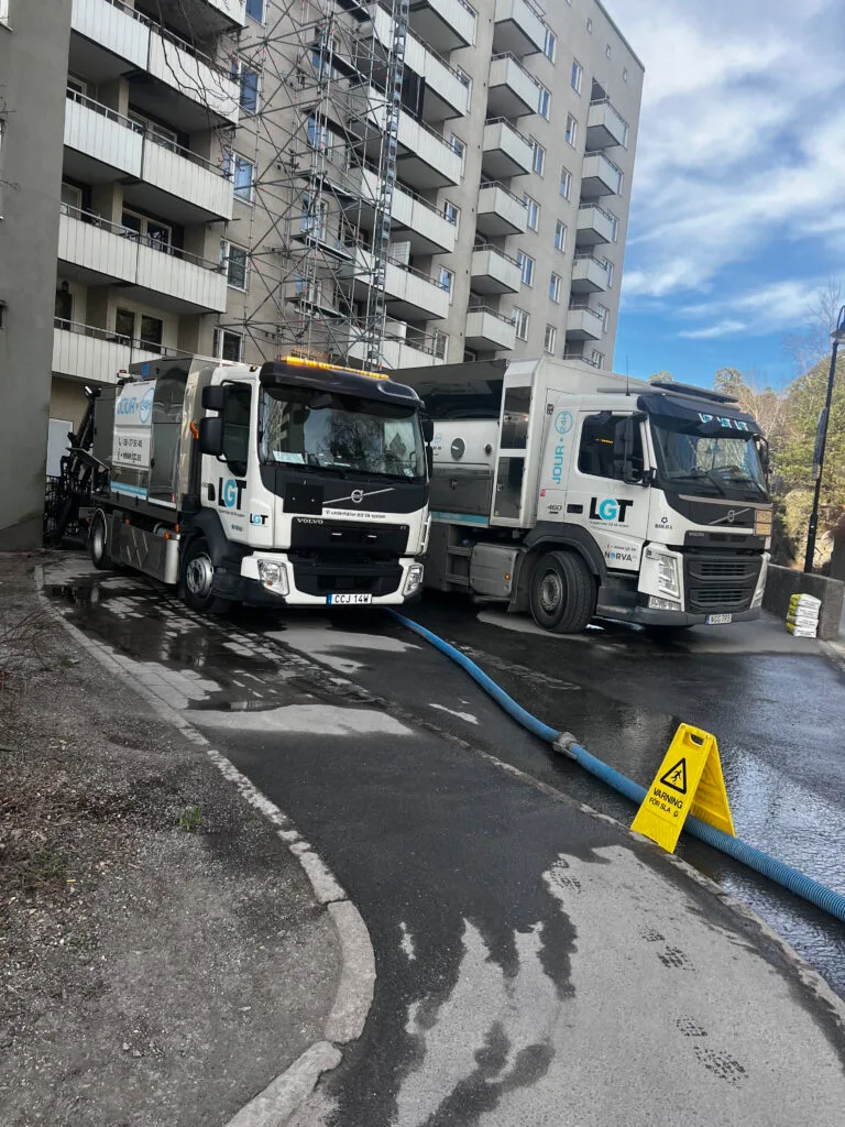 Akut insats – översvämmad undercentral i flerfamiljshus